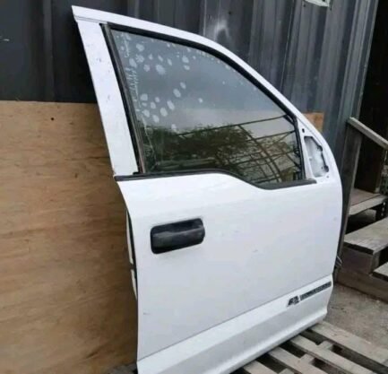 2017-2022 Ford F250 F350 F450 F550 Super Duty Passenger Side Front Door