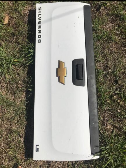 2007-2013 Chevrolet Silverado / GMC Sierra Tailgate 1500 2500 3500 HD - Image 4