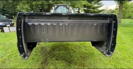 2007-2013 Chevrolet Silverado / GMC Sierra 3500 HD 8' Dually Bed - Image 2