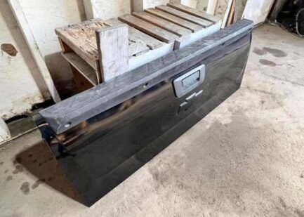 2007-2013 Chevrolet Silverado / GMC Sierra 1500 2500 3500 HD Tailgate - Image 4
