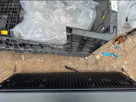 2013-2021 Nissan Frontier Tailgate Trunk Hatch - Image 5