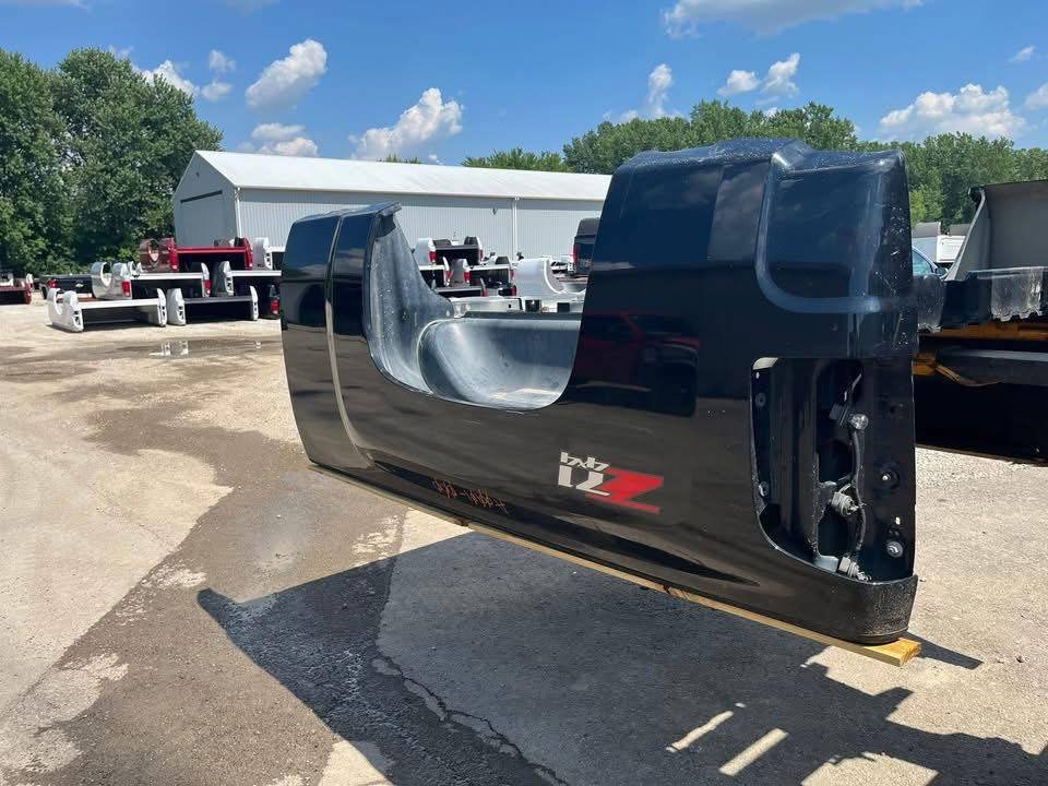 2007-2013 GMC Sierra Short Bed - Image 2