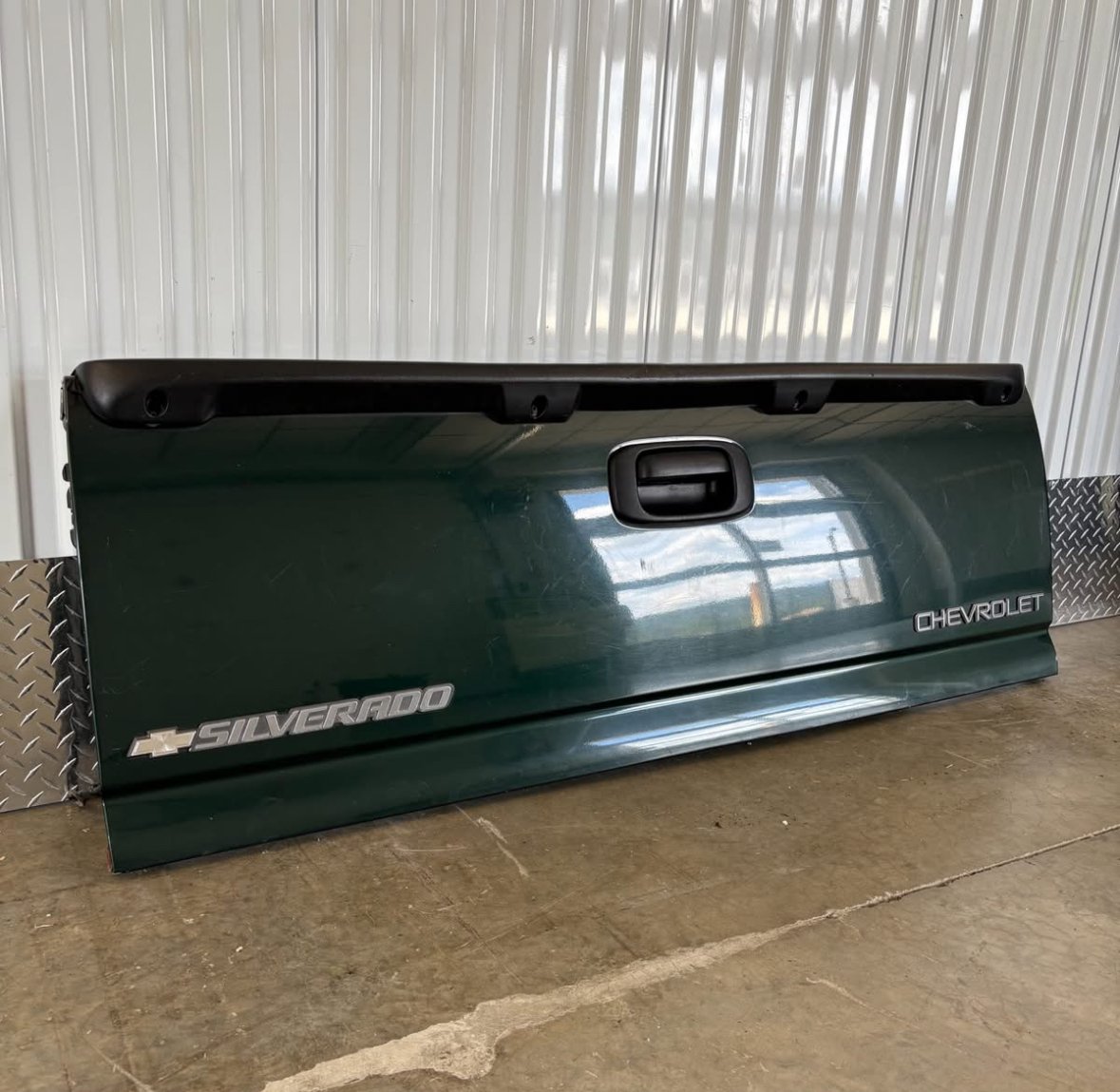 1999-2006 Chevy Silverado Tailgate