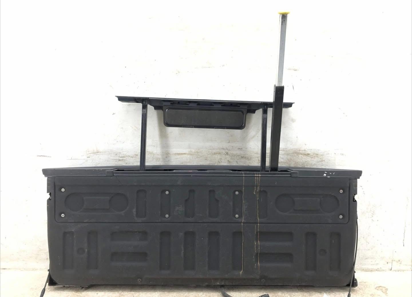 2015-2017 Ford F-150 Tailgate - Image 4