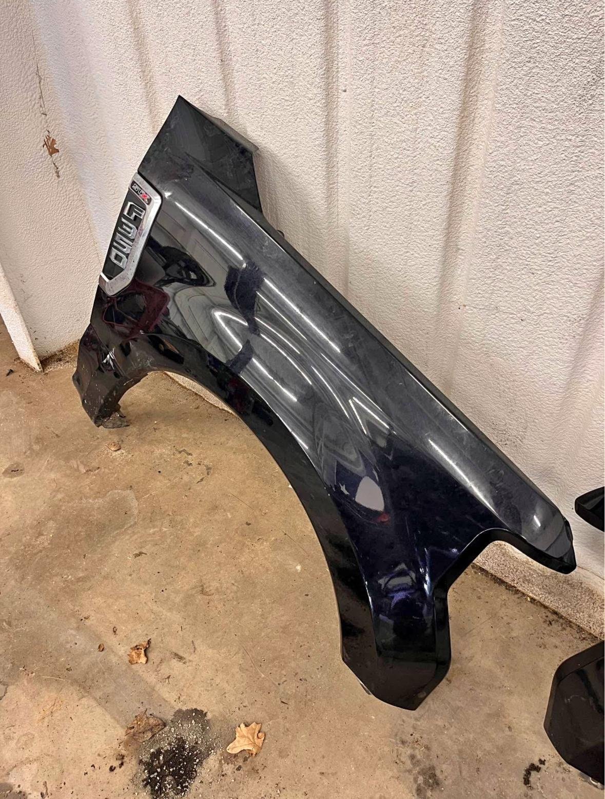 2017-2022 Ford F-250/F-350 Front Fenders - Image 3